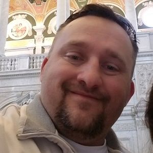 Meet your Posher, Eric